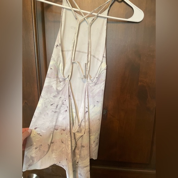 LuluLemon open back tank top - Picture 2 of 4